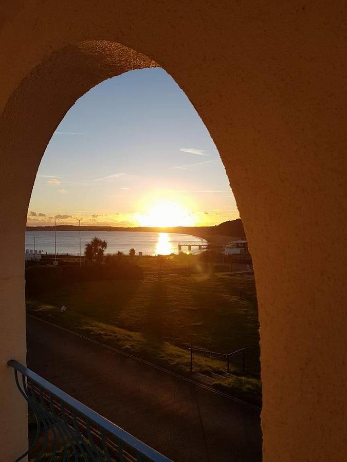 Riviera Hotel Weymouth Bagian luar foto