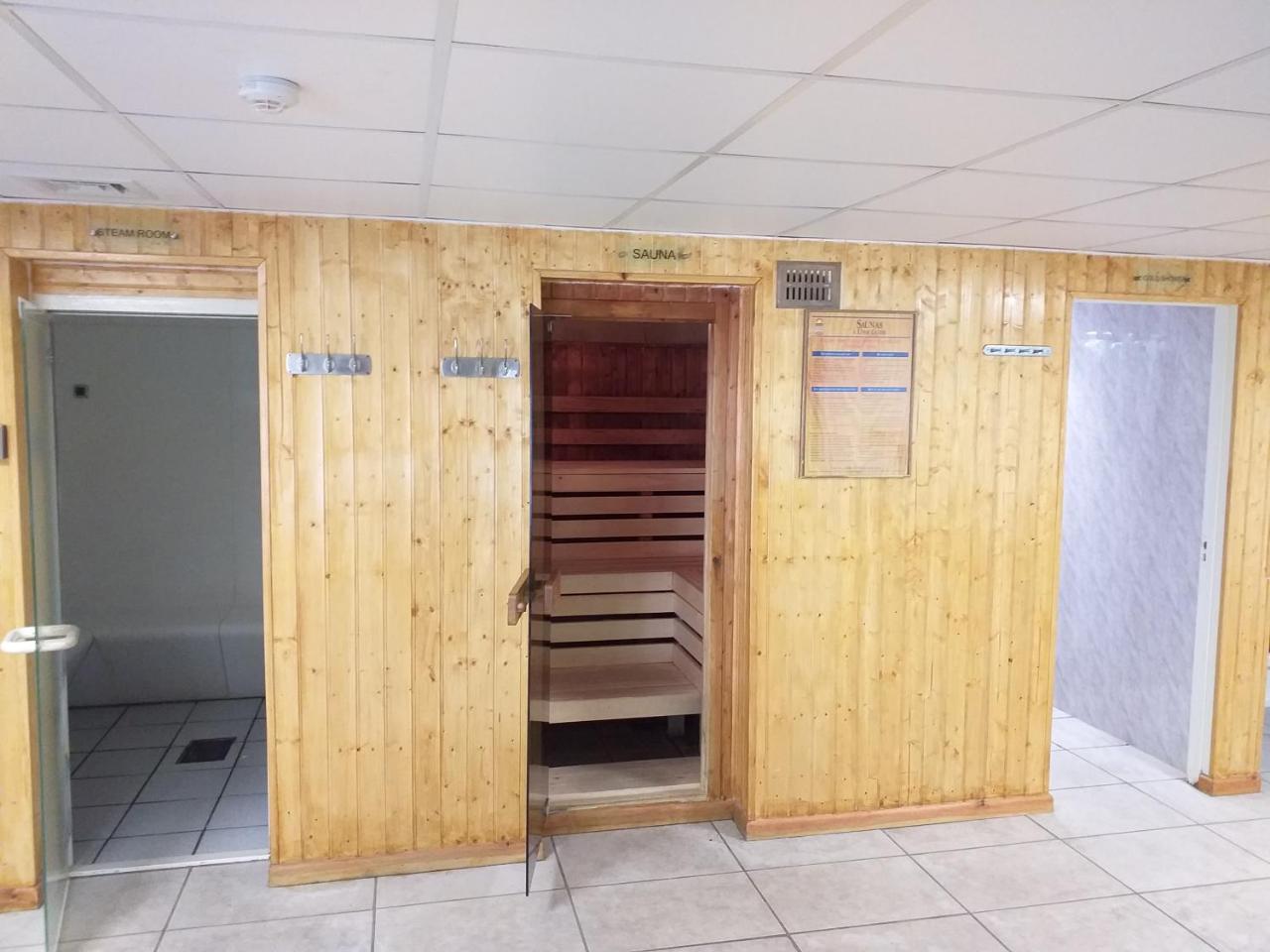 Riviera Hotel Weymouth Bagian luar foto